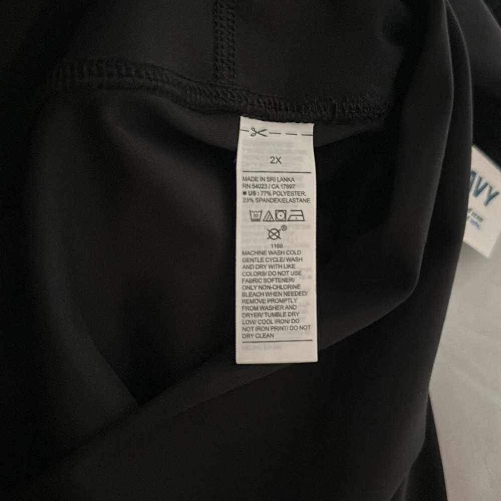 NWT! Black Extra High-Waisted Leggings - Size 2X 🪕 - Picture 7 of 10